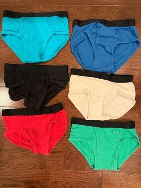 TRIMFIT BOYS' SIZE MEDIUM (SIZE 6-8) PACK 100% COMBED COTTON BRIEF UNDERWEAR